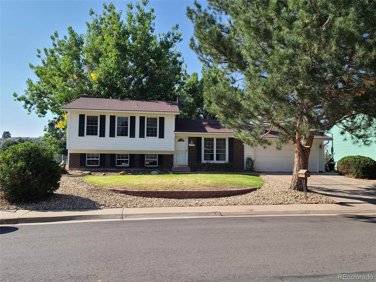 2469 Kittredge Way - Photo 1
