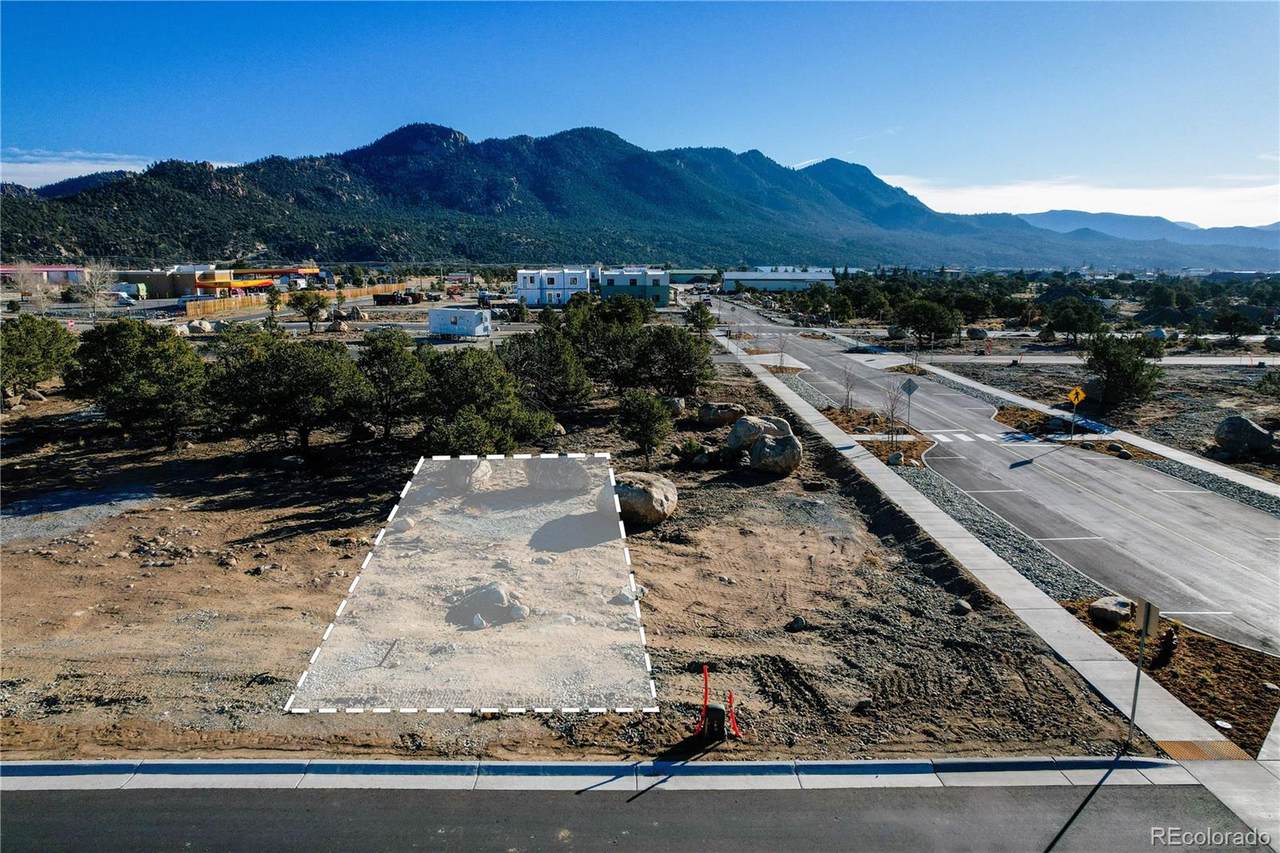 135 Mason Lane - Photo 1