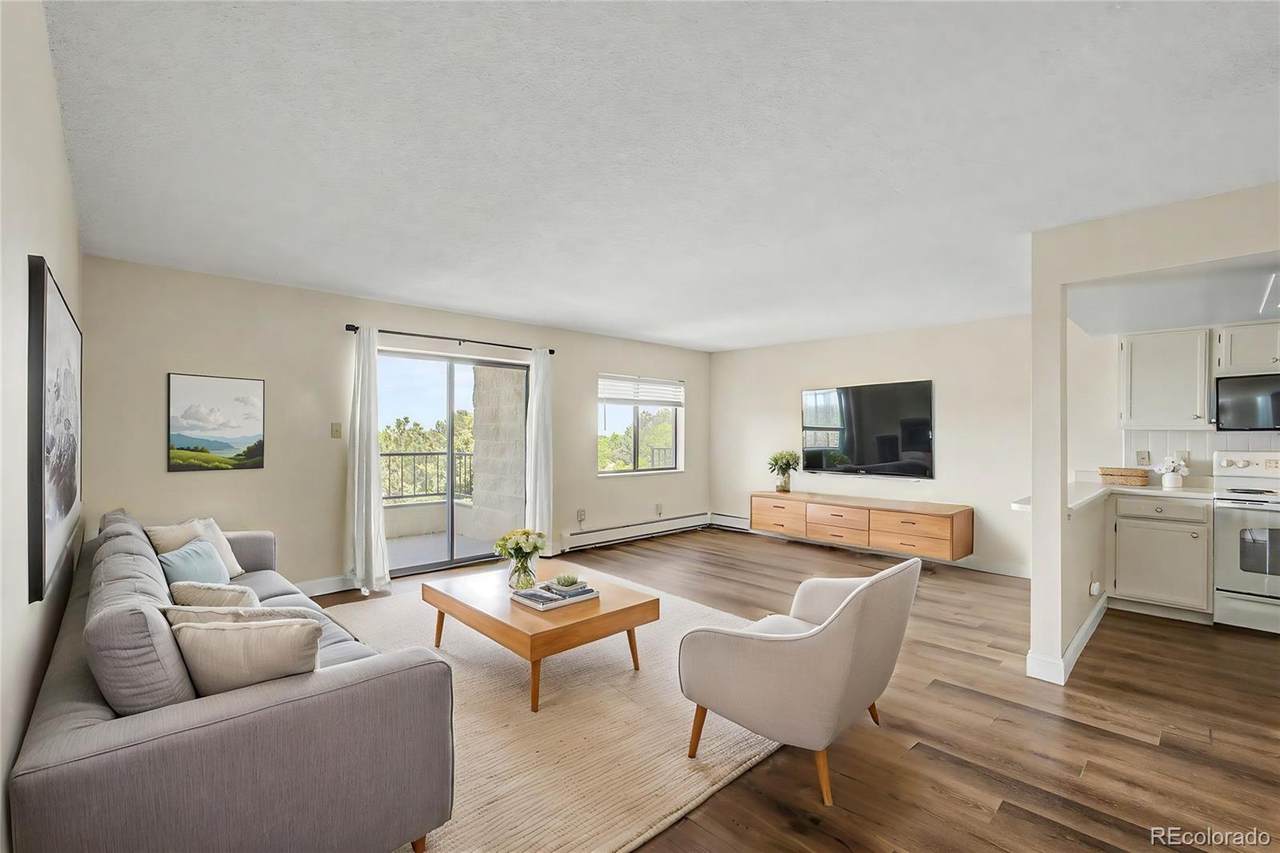 13800 Marina Drive - Photo 1