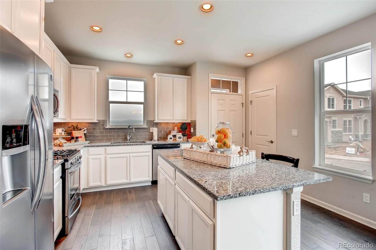 1546 Promontory Bluff View - Photo 1