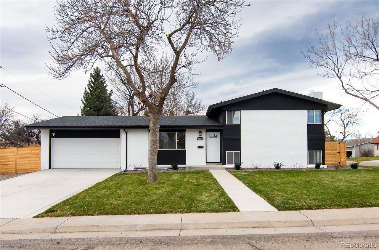 12362 60th Place - Photo 1