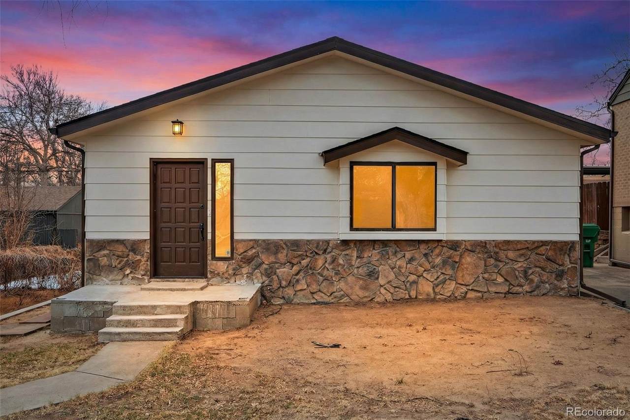 4060 Delaware Street - Photo 1