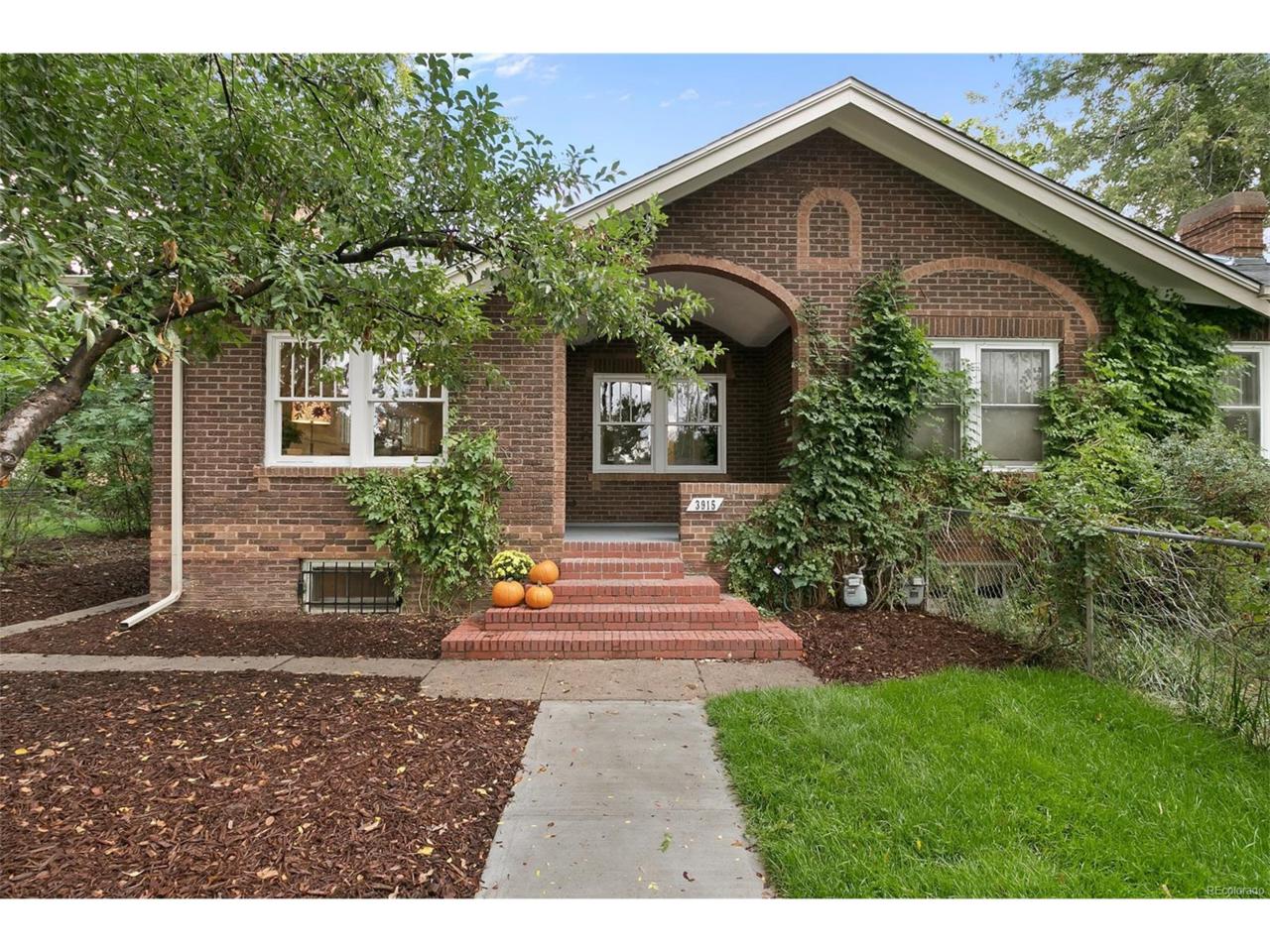 3915 46th Avenue - Photo 1