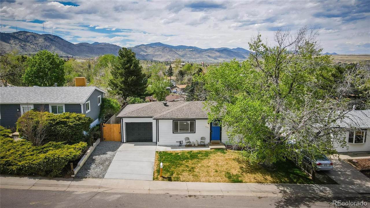 251 Norse Street - Photo 1