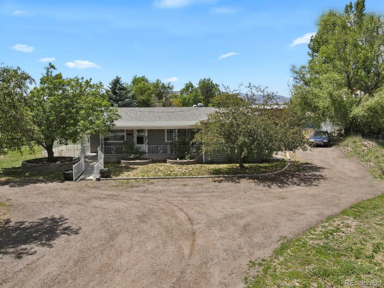 5215 Eldridge Street - Photo 1