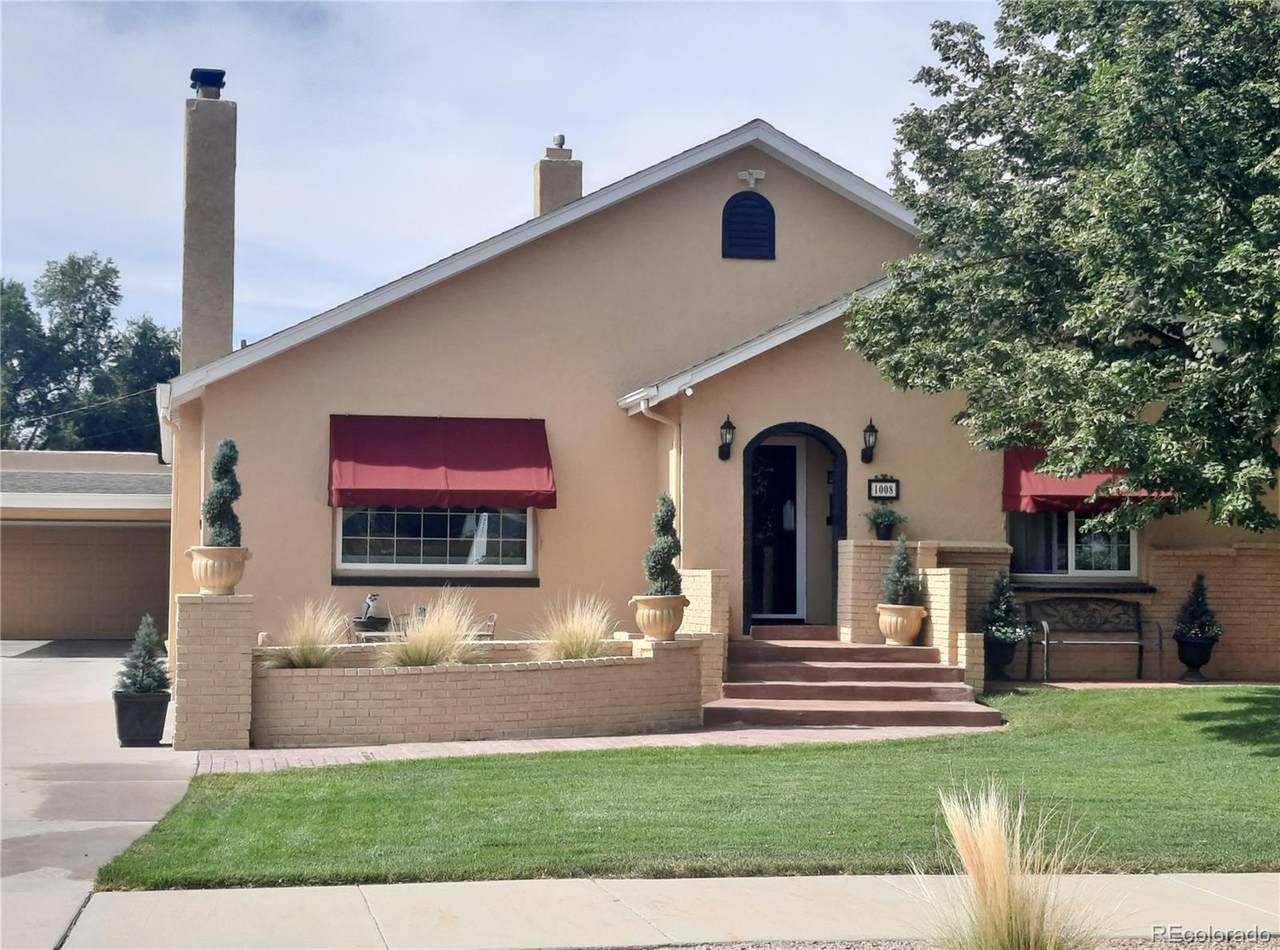 1008 Pitkin Avenue - Photo 1