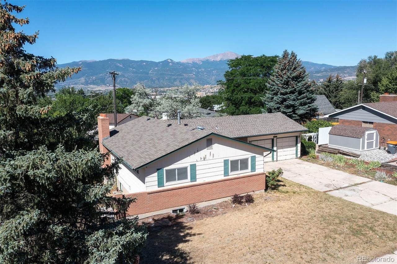 1443 Acacia Drive - Photo 1