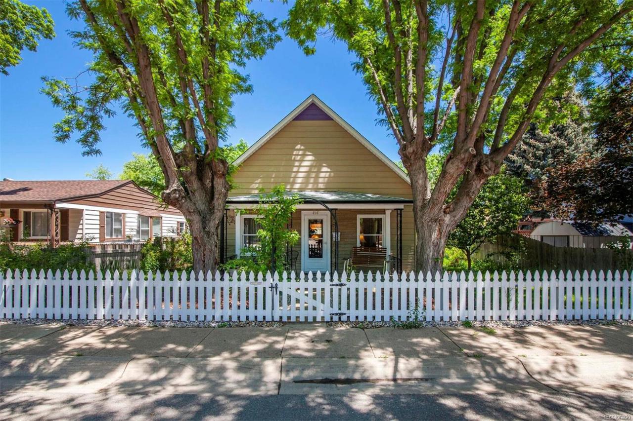 816 Lincoln Avenue - Photo 1