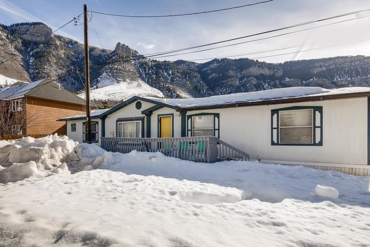 1016 Mountain Drive - Photo 1