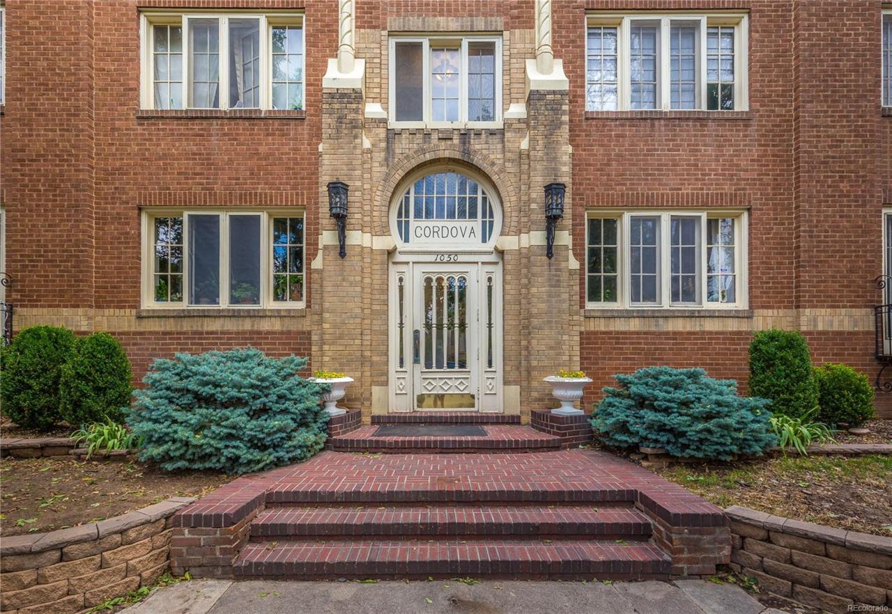 1050 Washington Street - Photo 1