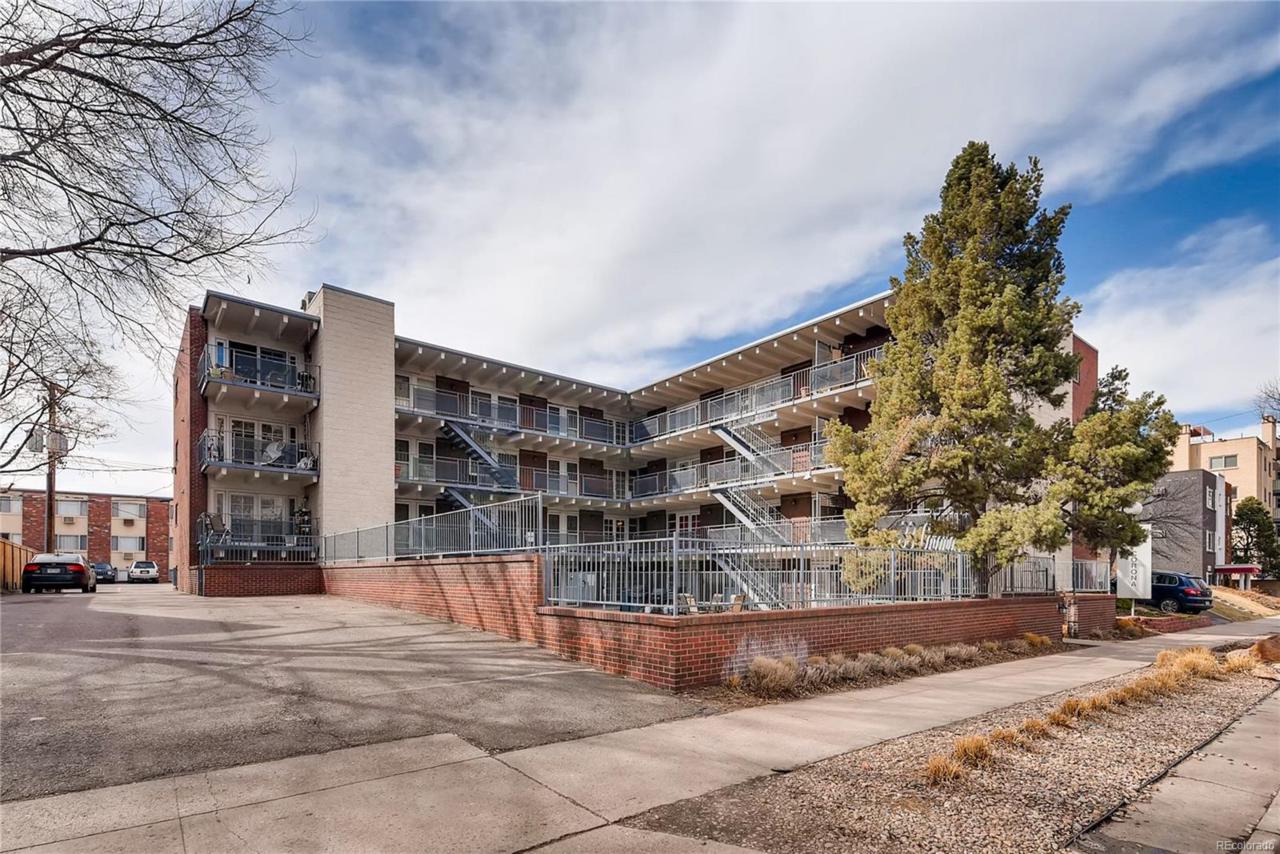 33 Corona Street - Photo 1