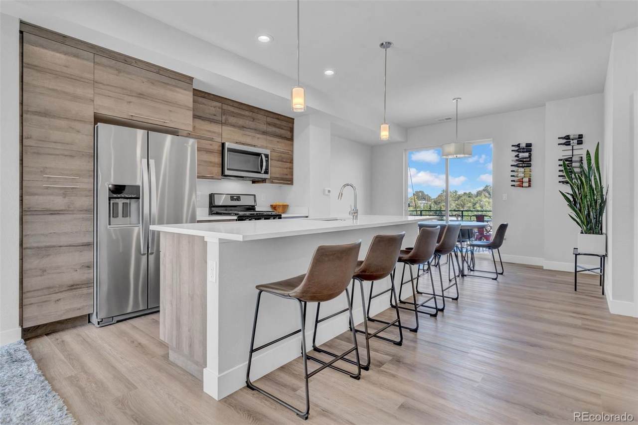 5531 11th Place - Photo 1