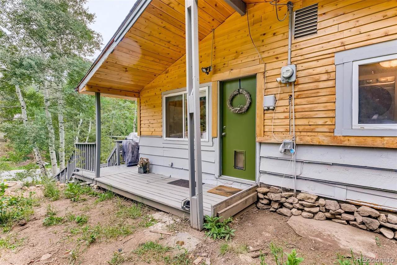 10962 Twin Spruce Road - Photo 1