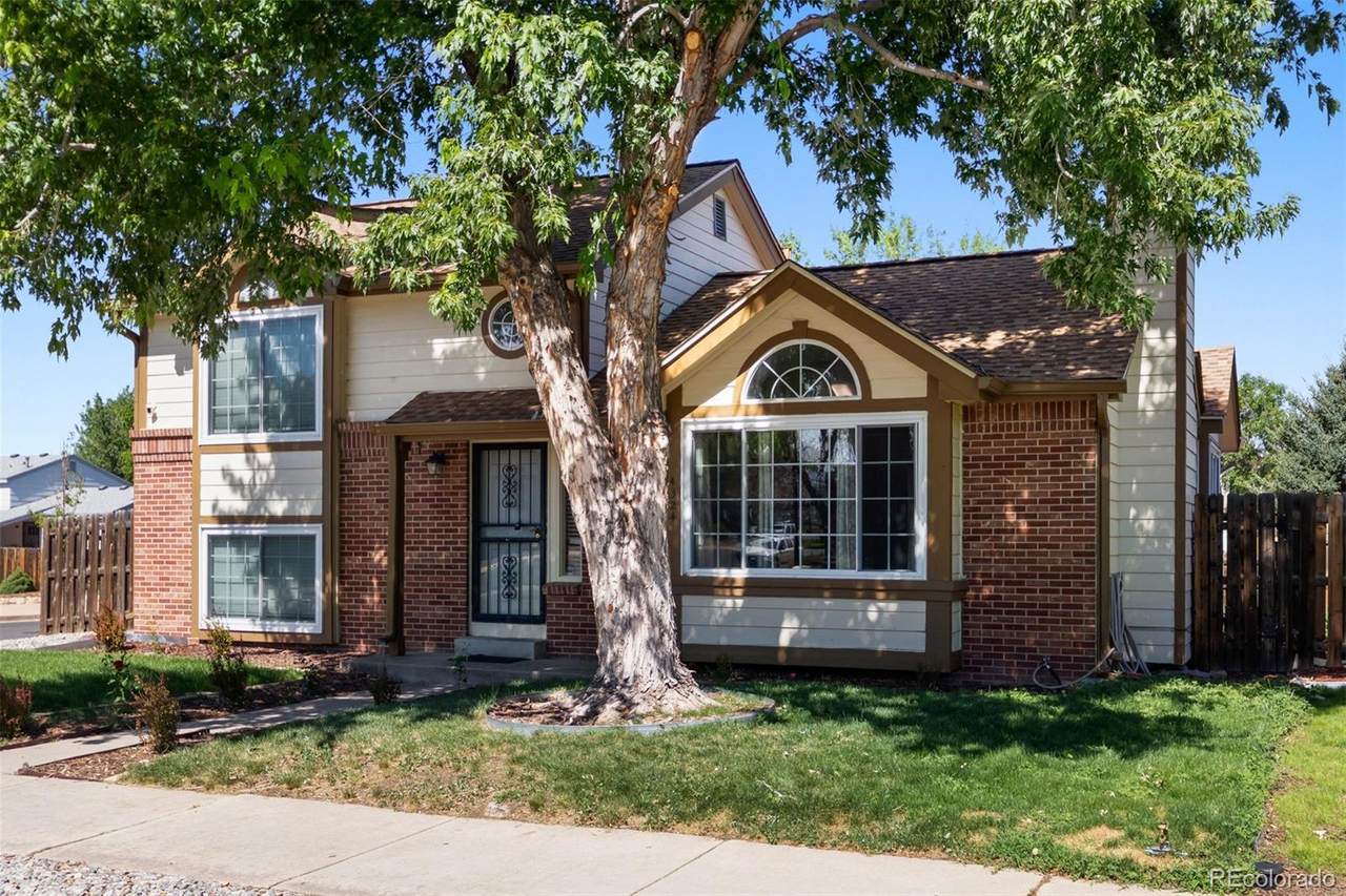 4324 Malaya Street - Photo 1