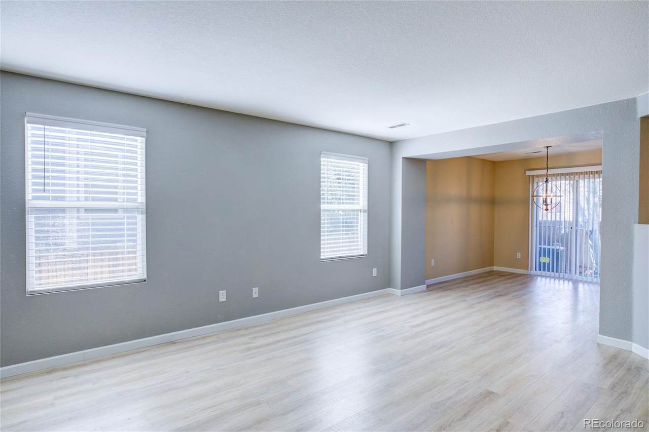 8073 Kittredge Way - Photo 1