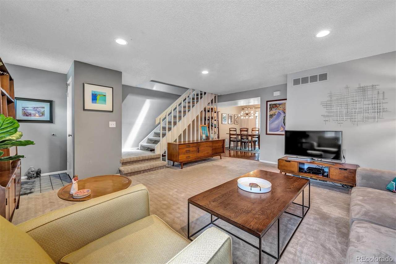 4218 Maplewood Way - Photo 1