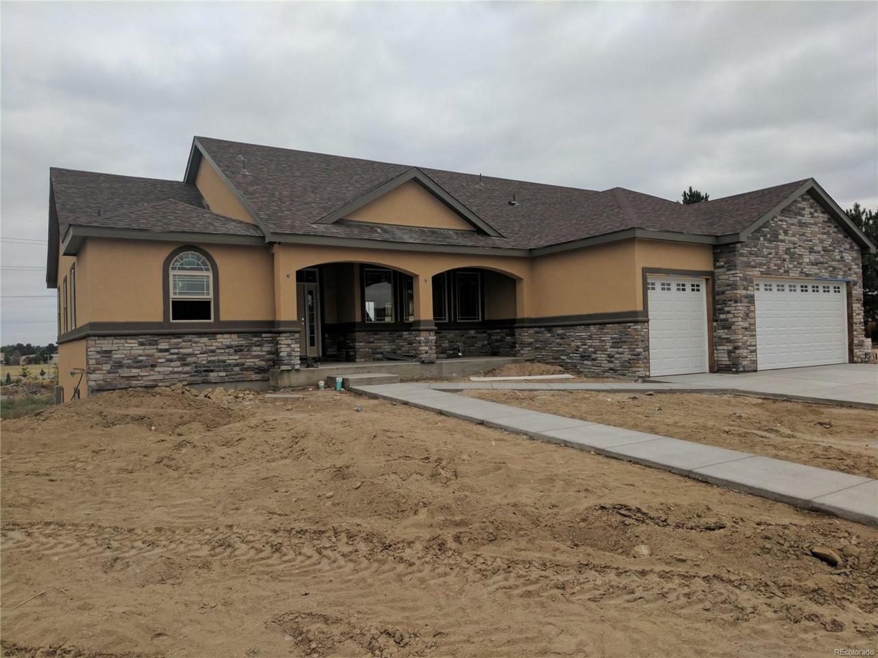 149 Corvette Circle - Photo 1