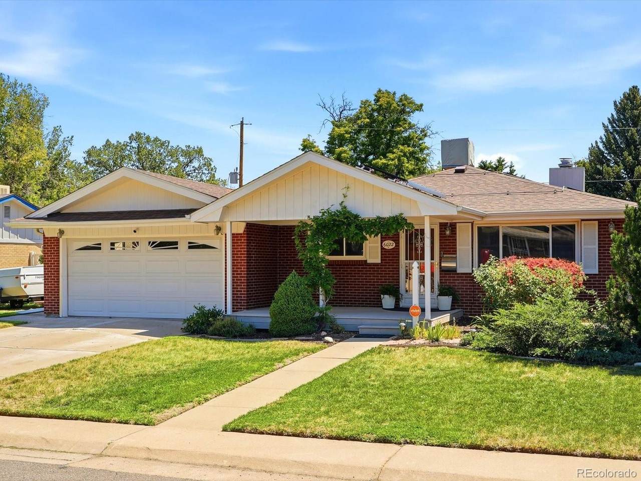 6022 Nelson Street - Photo 1