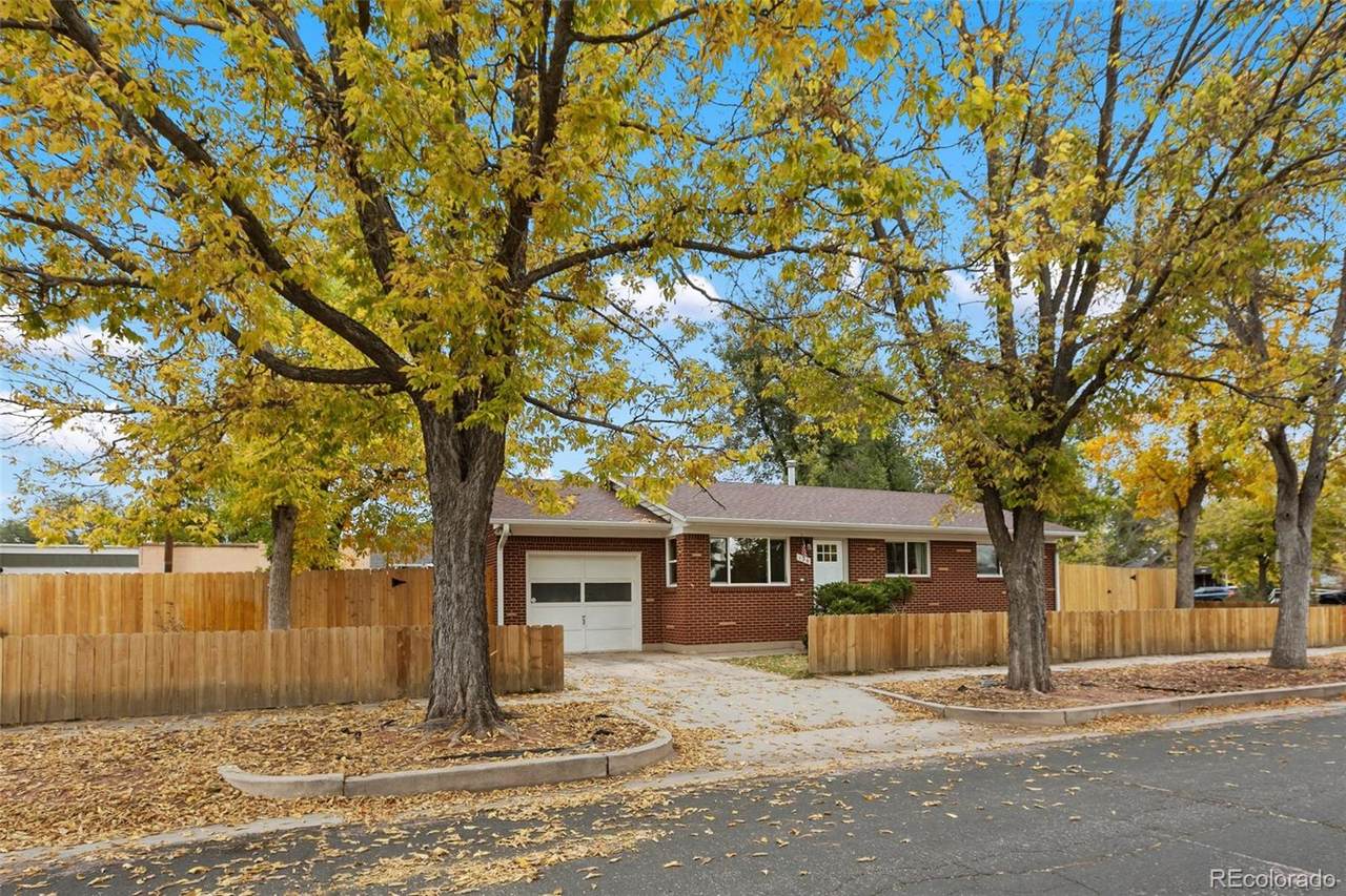 126 Harrison Street - Photo 1