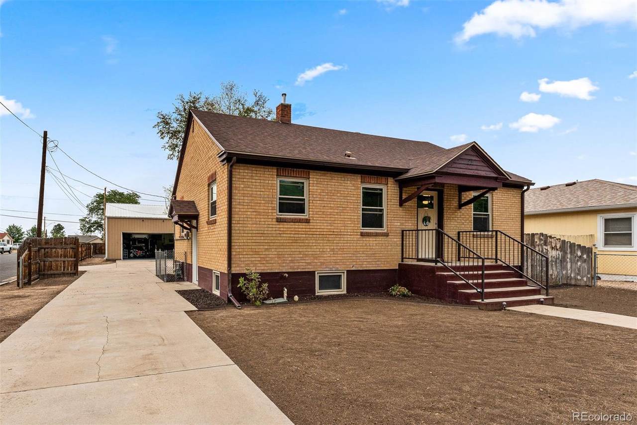 231 4th Avenue - Photo 1
