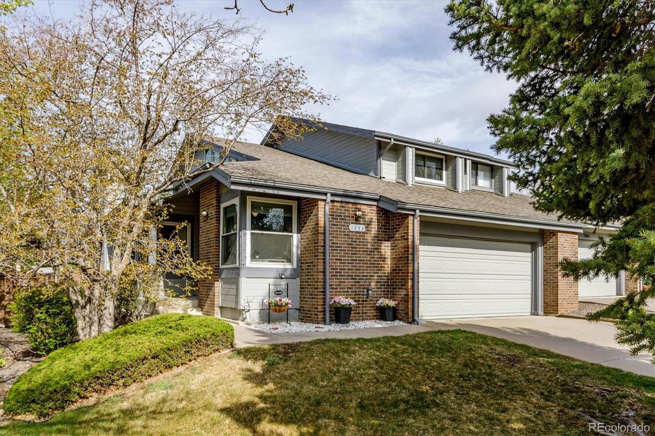 1353 Briar Circle - Photo 1