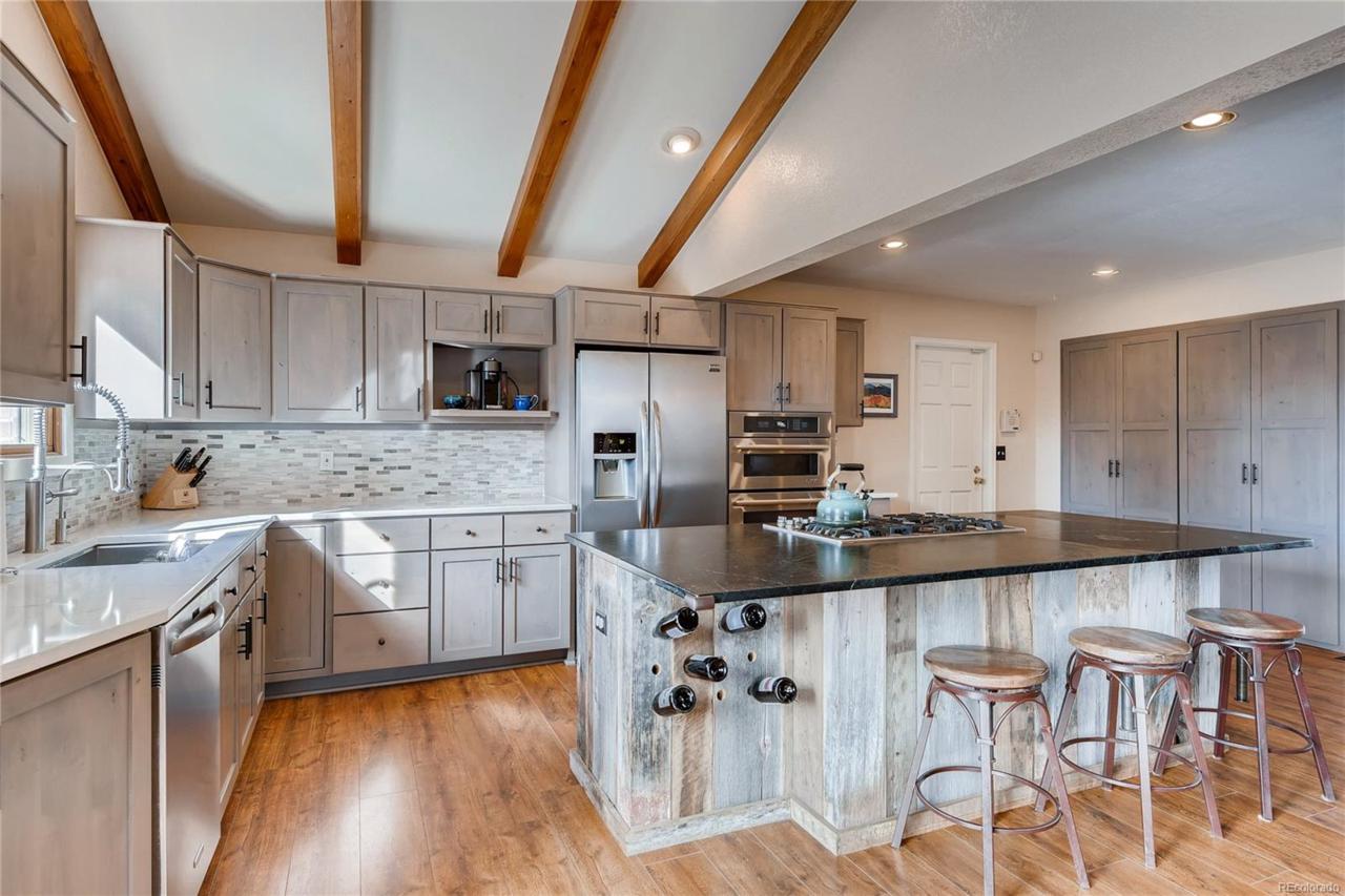 6112 Arbor Avenue - Photo 1