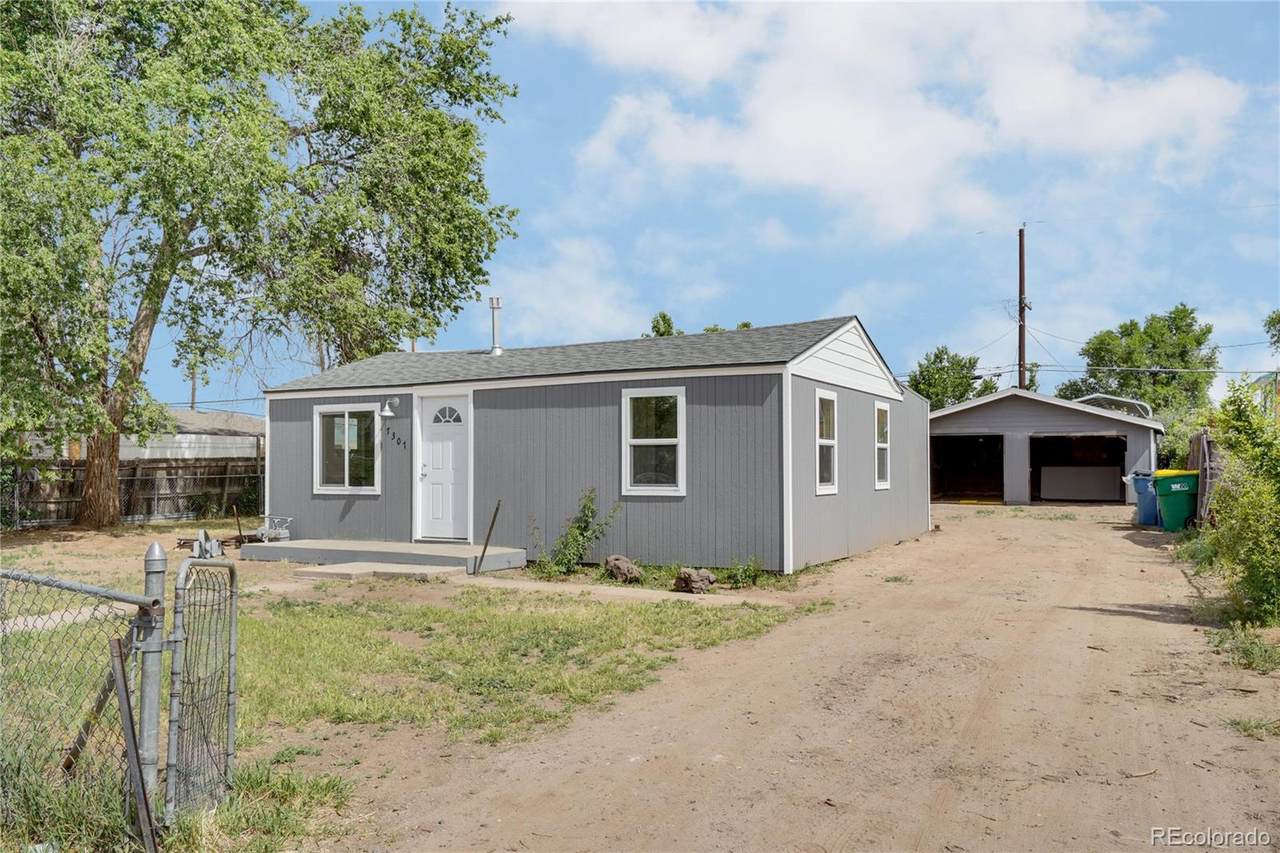 7307 82nd - Photo 1