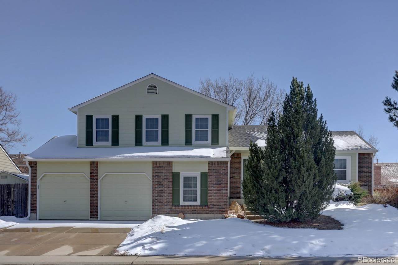 10548 Roxbury Avenue - Photo 1