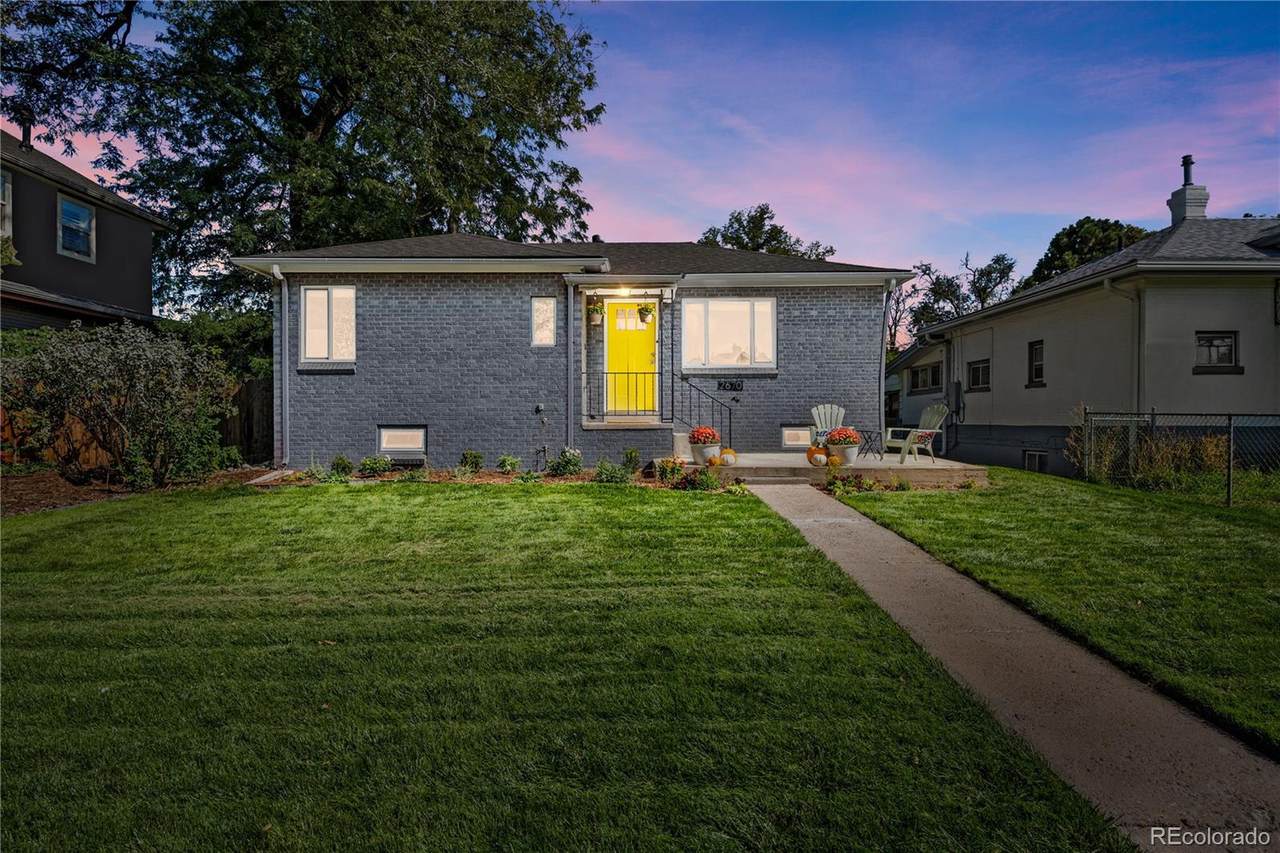 2670 Hudson Street - Photo 1