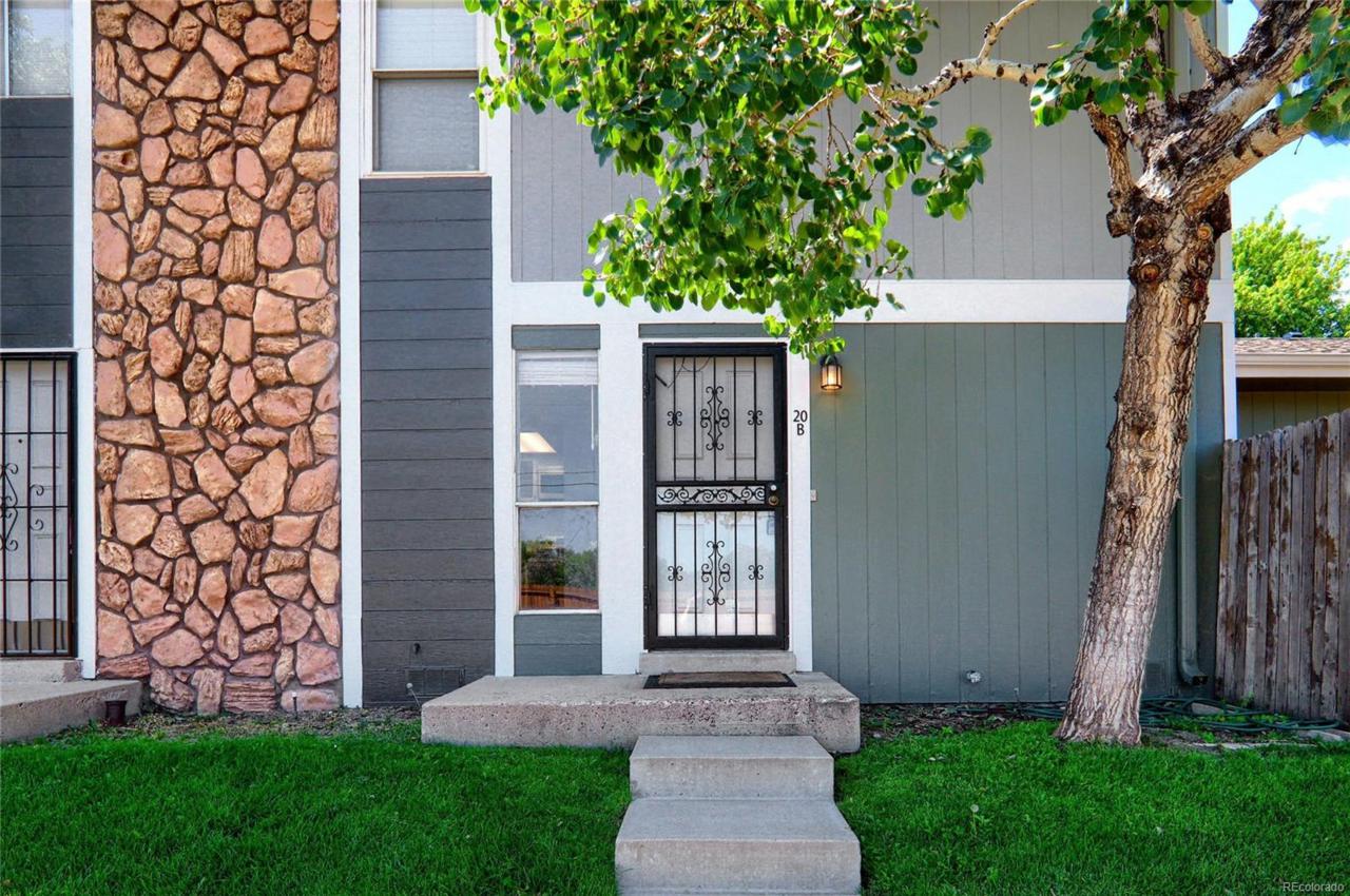 9901 Evans Avenue - Photo 1