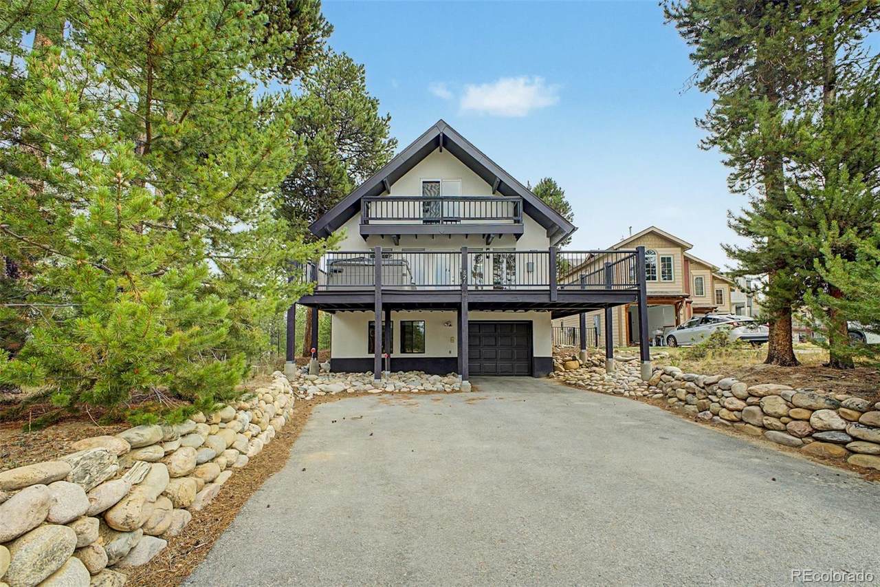 821 Ferret Lane - Photo 1