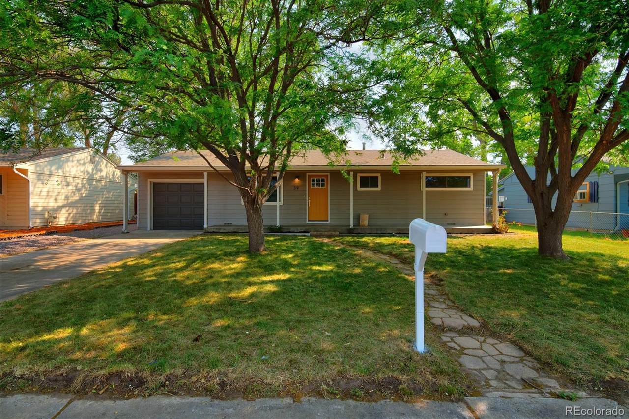 39 Otowi Drive - Photo 1
