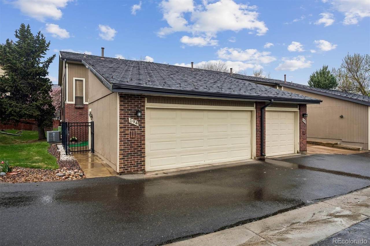 194 Holman Way - Photo 1