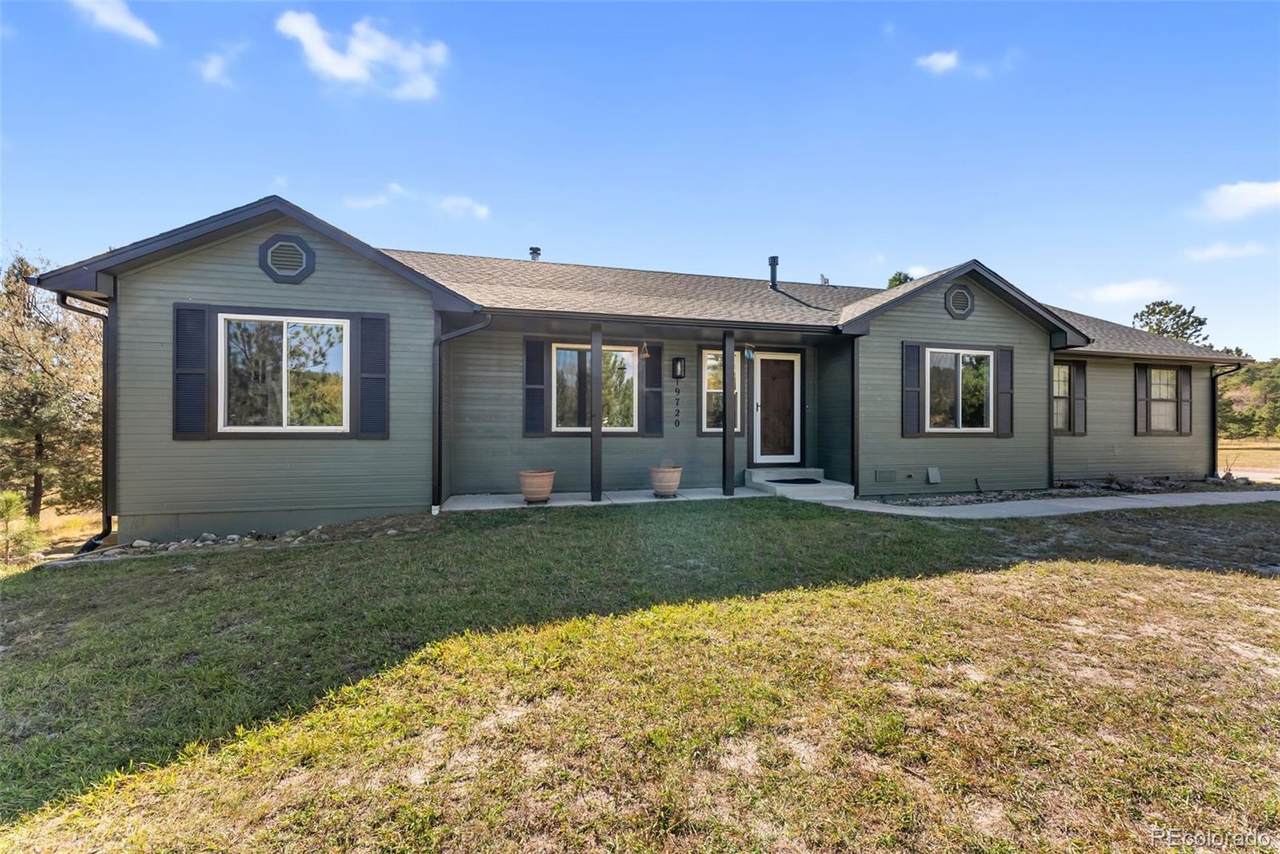 19720 Indi Drive - Photo 1