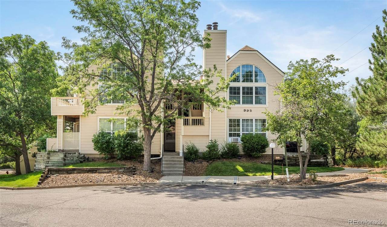 995 Miller Street - Photo 1