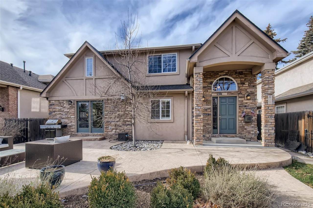 811 Monaco Parkway - Photo 1