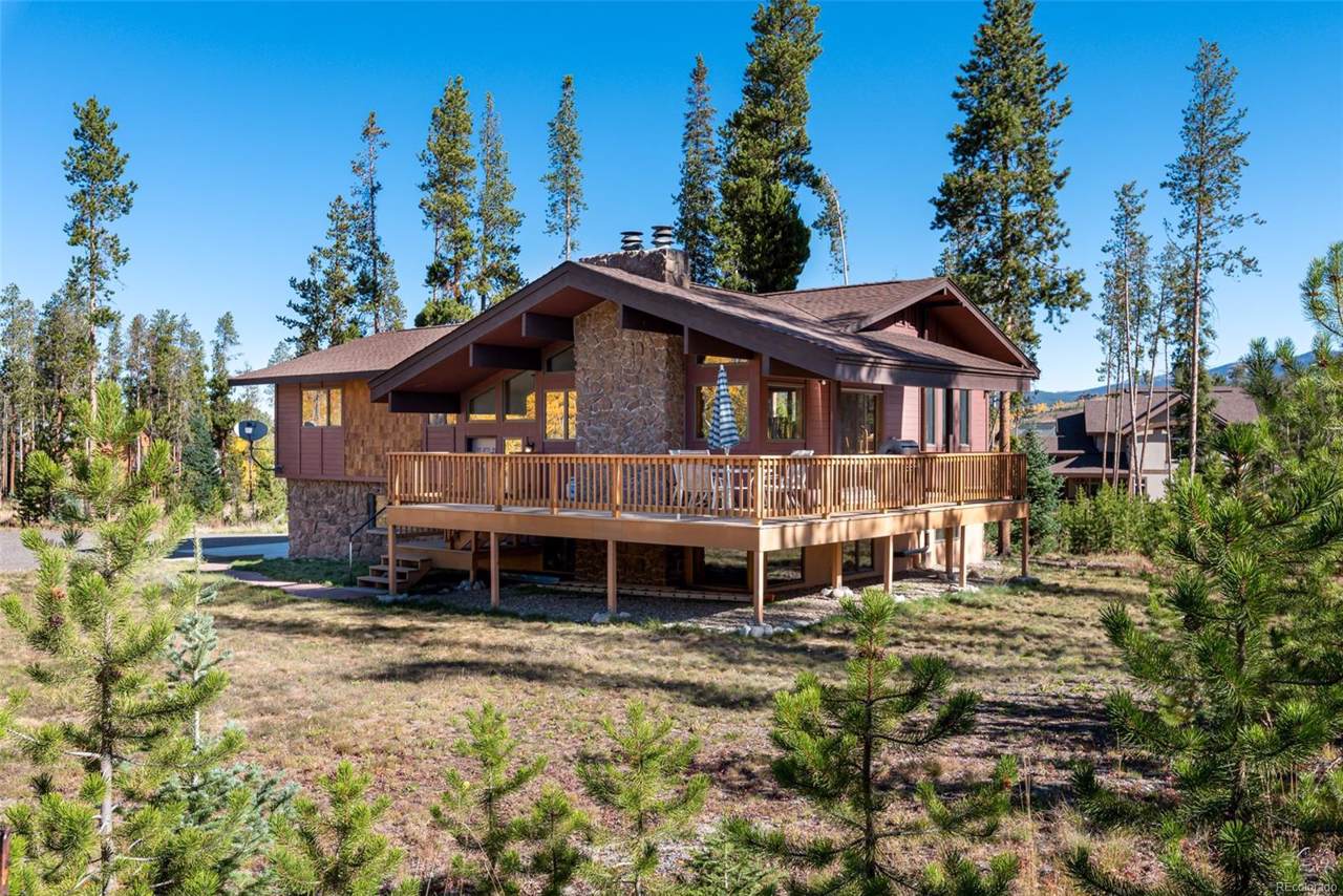 682 Forest Trail - Photo 1