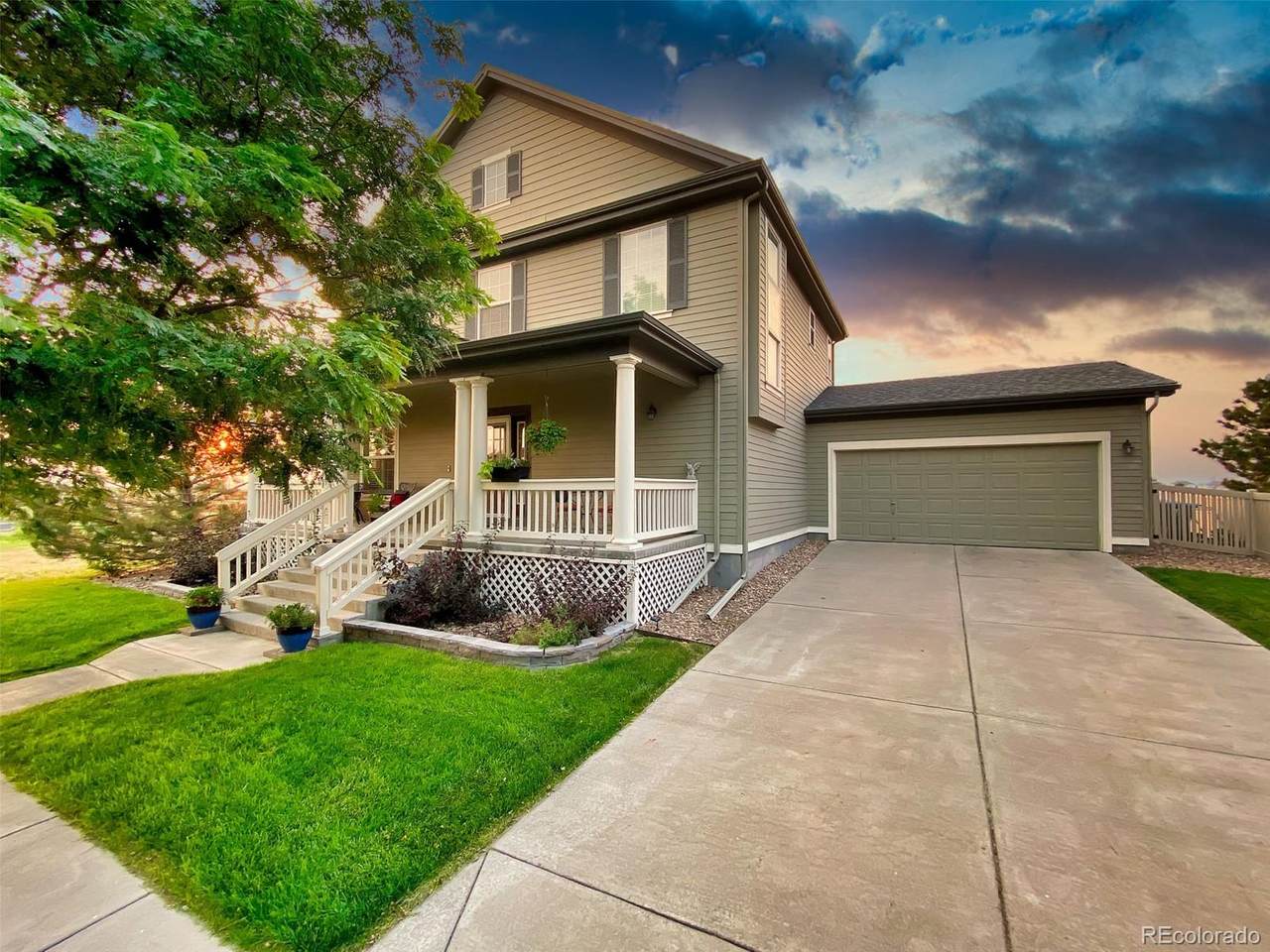 9475 109th Circle - Photo 1