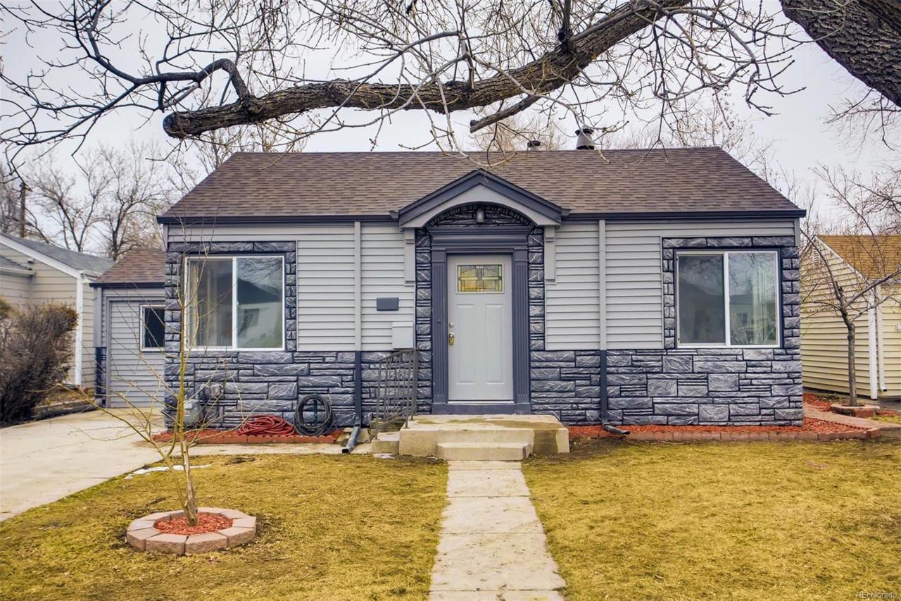 430 Newton Street - Photo 1