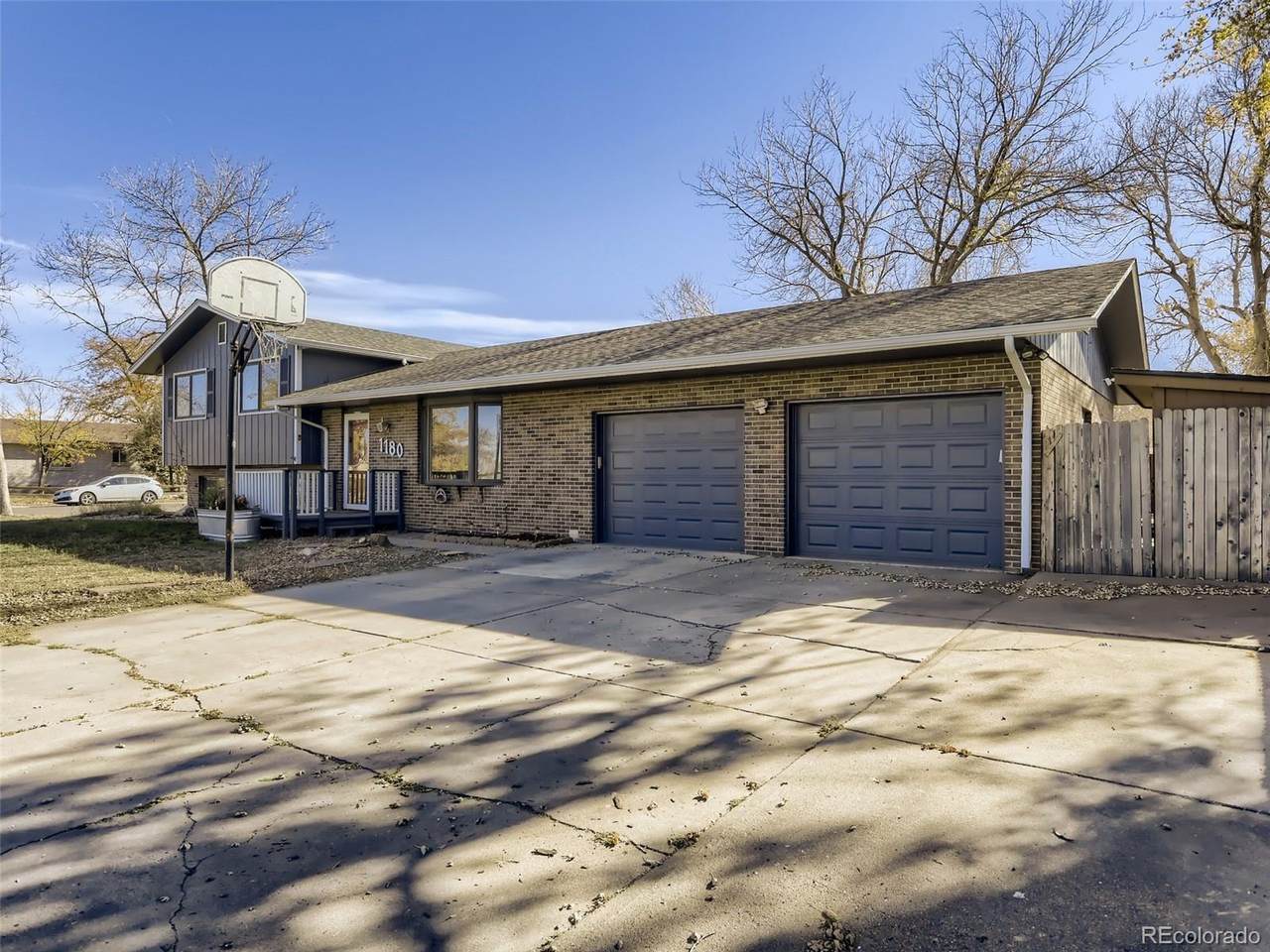 1180 Voiles Street - Photo 1