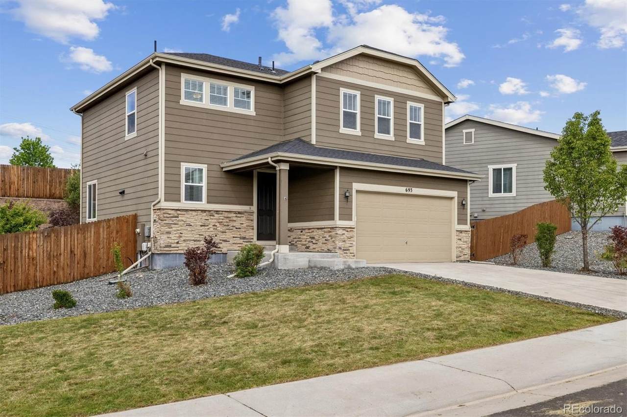 693 Blue Teal Drive - Photo 1