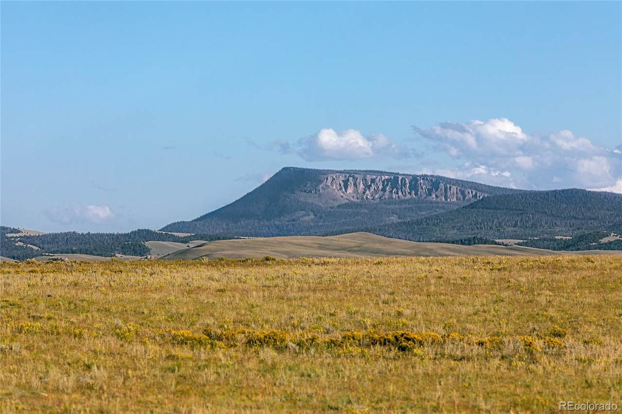 Selah Road - Photo 1