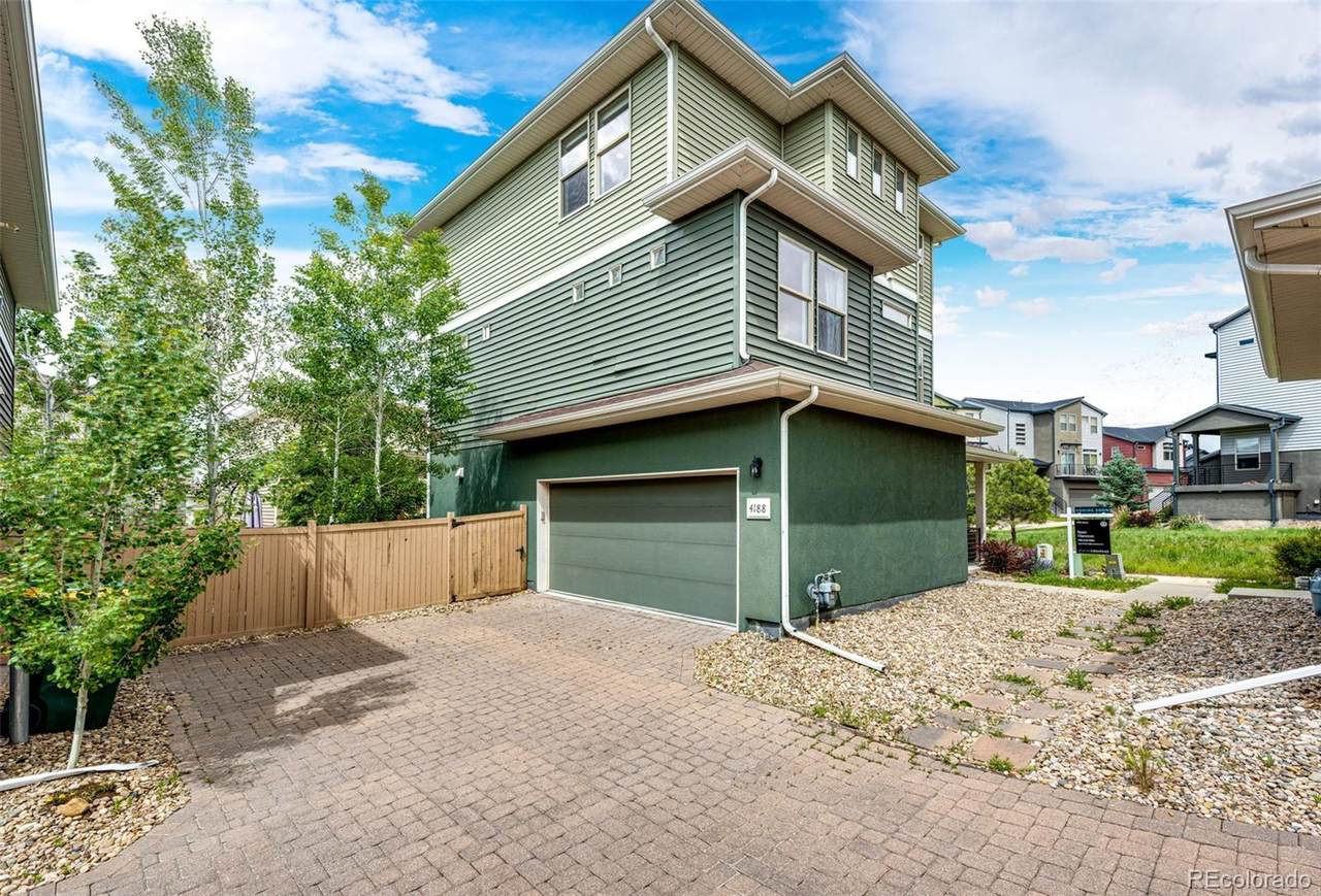 4188 Elegant Street - Photo 1