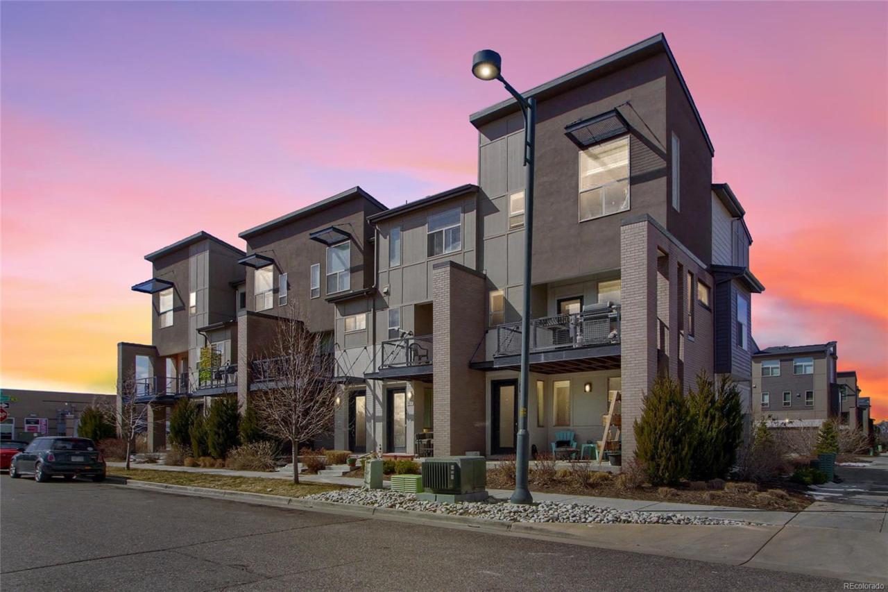 3045 Geneva Street - Photo 1