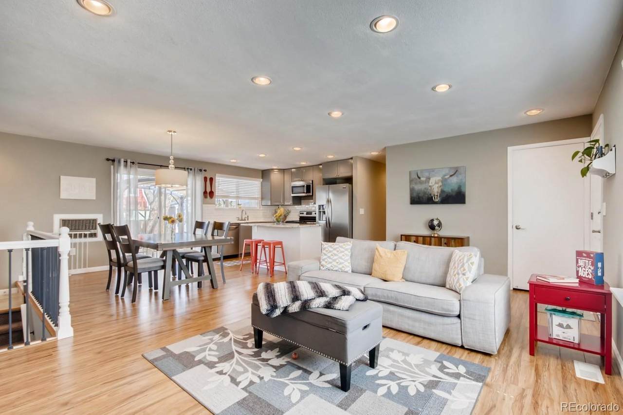 15509 Bates Avenue - Photo 1