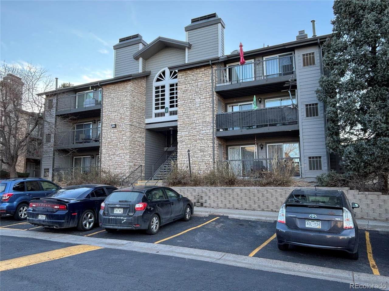 2575 Syracuse Way - Photo 1