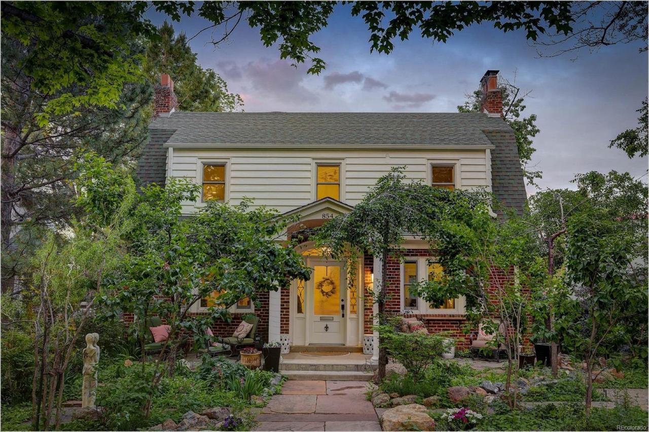 854 15th Street - Photo 1