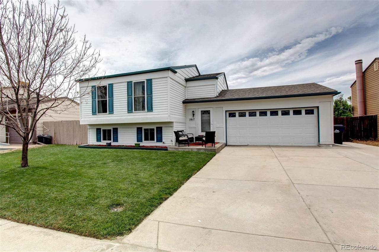 1617 Genoa Street - Photo 1