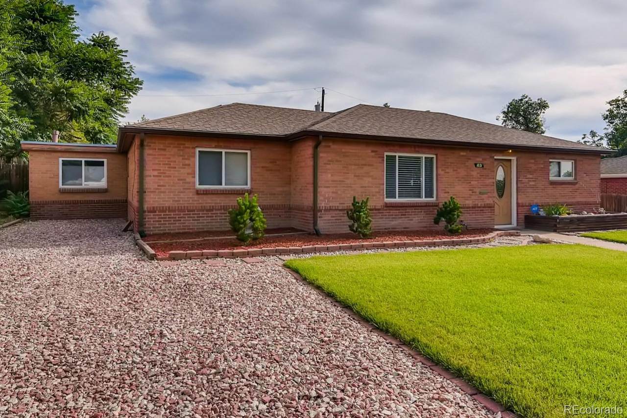 1031 90th Avenue - Photo 1