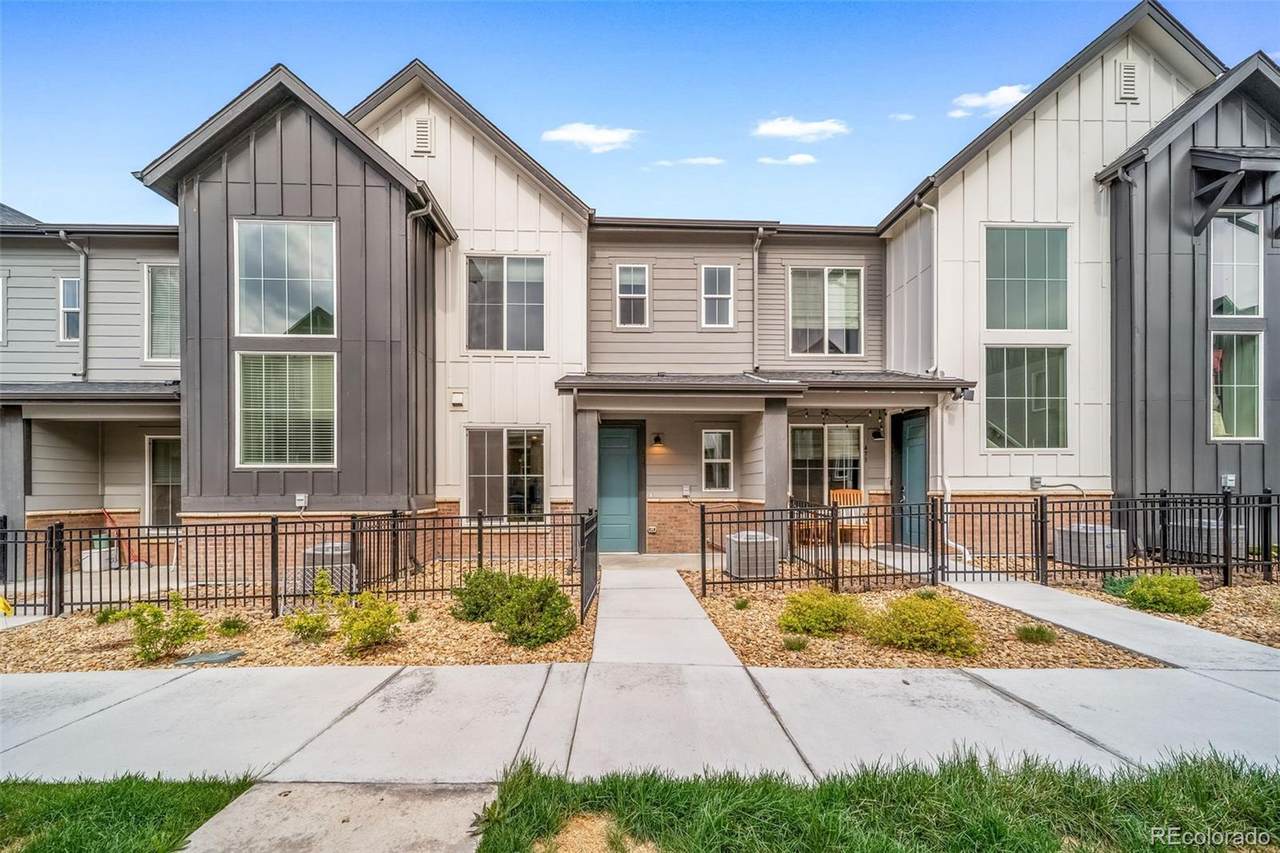 475 Millwall Circle - Photo 1